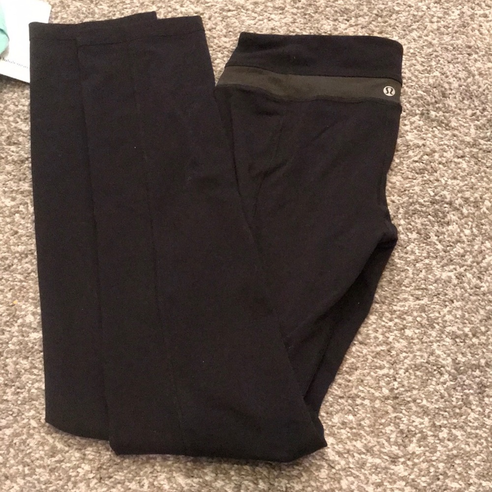 Lulu yoga pants